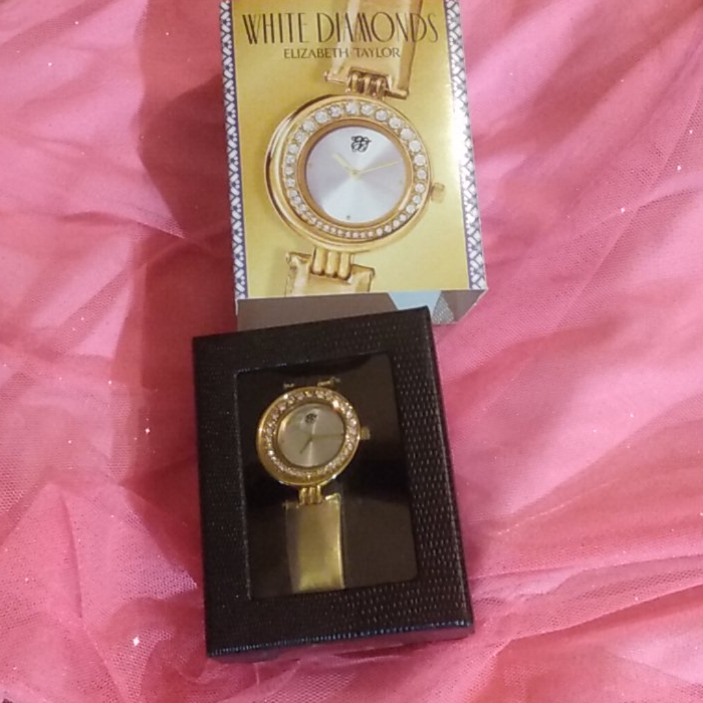 Brandnew White Diamonds Gold Watch